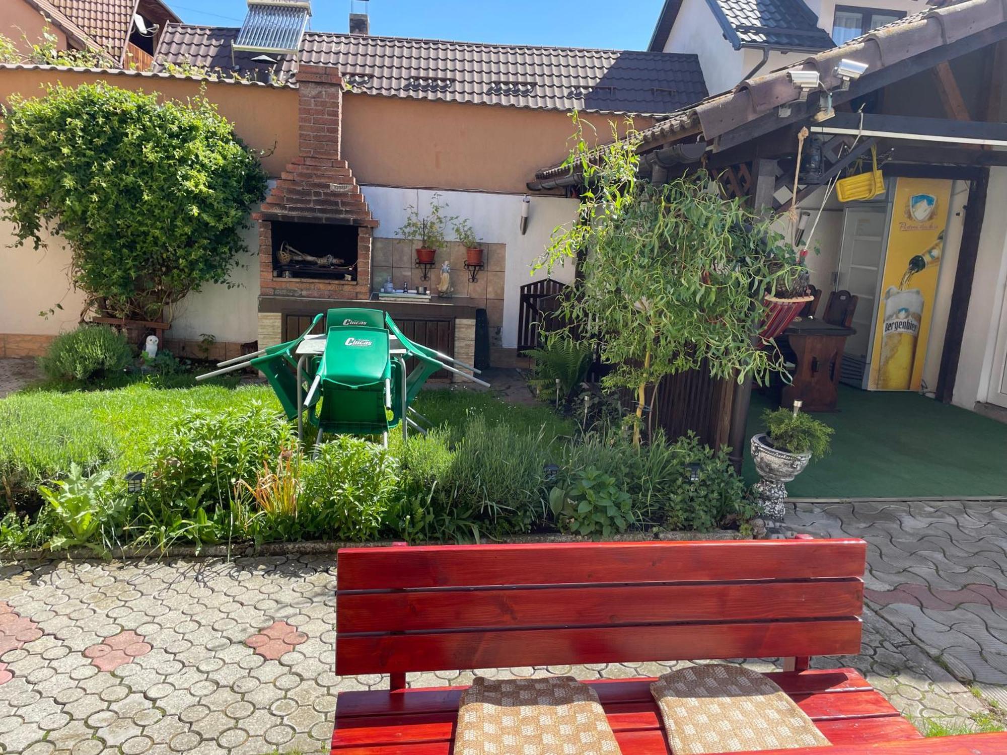 דירות Zărneşti Casa Nicoladis מראה חיצוני תמונה